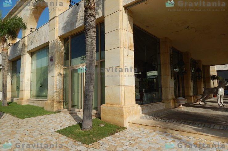 Propiedad comercial Puerto Banús 412 m2